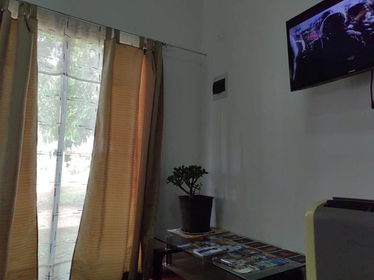 Cabanas Henua Roa هانجا روا المظهر الخارجي الصورة